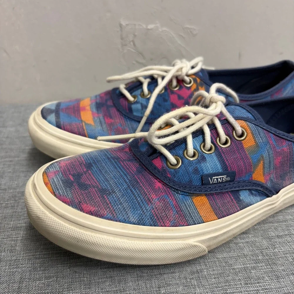 Vans Authentic Lo Pro Shoes Womens 7 Blue Multi Geometric Tribal Print Sneaker